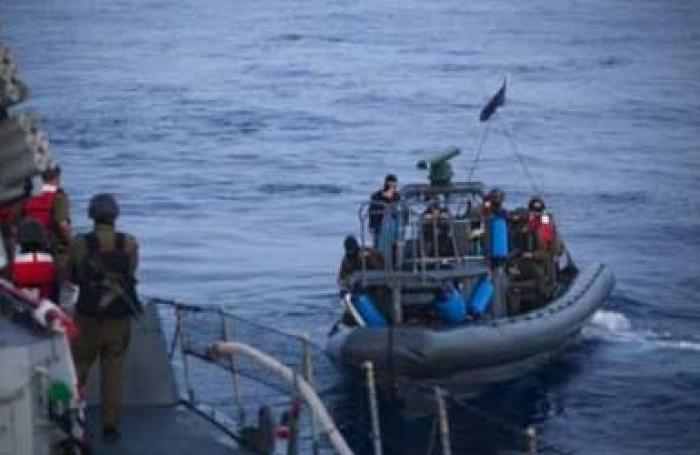 البحرية الصهيونية تعتقل صيادَين قبالة بحر بيت لاهيا شمال القطاع