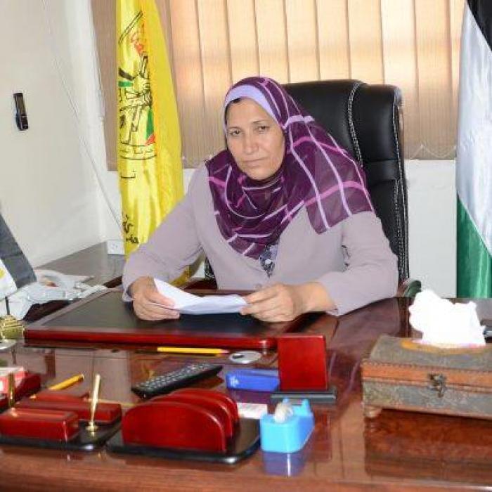 آمال حمد التسجيل لانتخابات البلديات هي مسئولية وطنية