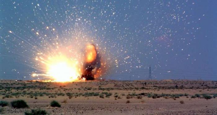الاحتلال يفجر عبوة ناسفة قرب الشريط شرق عبسان شرق خانيونس