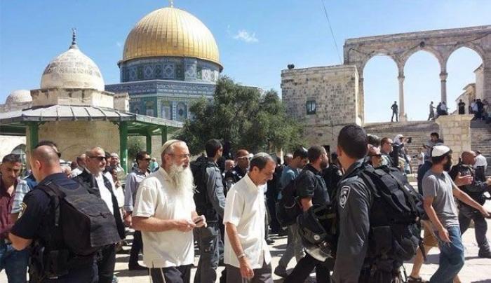 دعوات صهيونية لإقتحام المسجد الأقصى غداً
