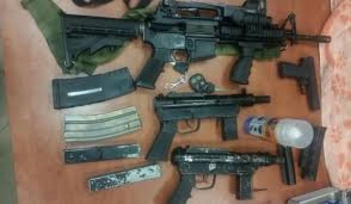 الشرطة الصهيونية اعتقال شقيقين في القدس بحجة حيازة سلاح