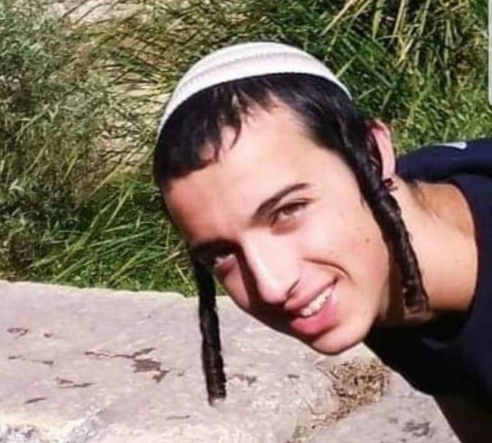 العدو يجري مسحًا لمنازل منفذي عملية عتصيون