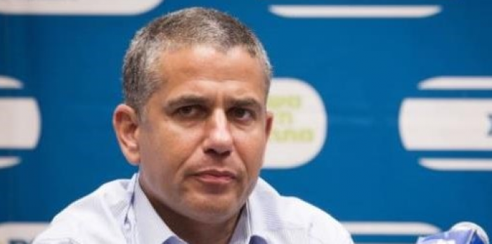 النائب ينون ميغل يستقيل من الكنيست بعد فضائح جنسية