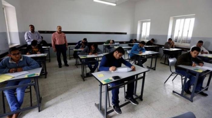 76811 طالبا وطالبة يتوجهون لأداء امتحان "الإنجاز"