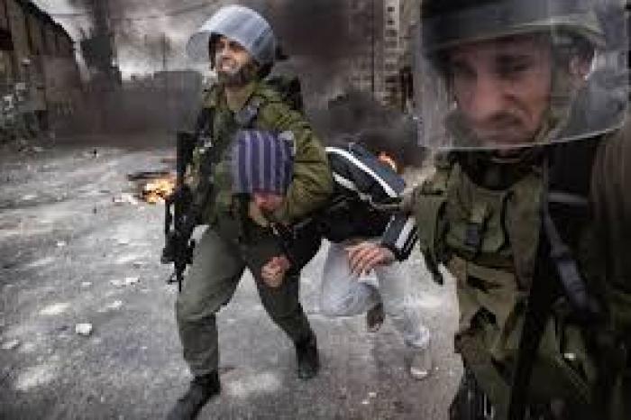 سلطات الاحتلال تعتقل 31 مواطنًا بالقدس والضفة المحتلة