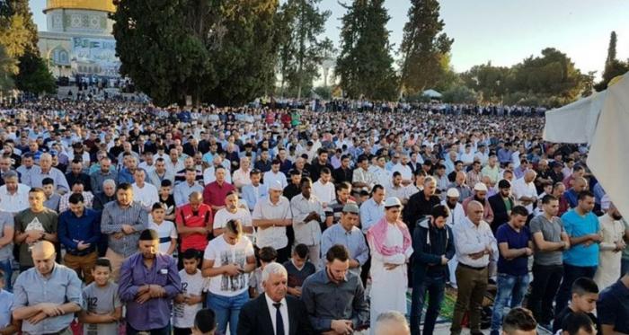  إغلاق جميع مساجد القدس والصلاة في محيط الاقصى
