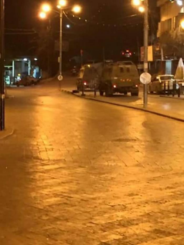 جيش الإحتلال يشن حملة إعتقالات بمدينة طولكرم
