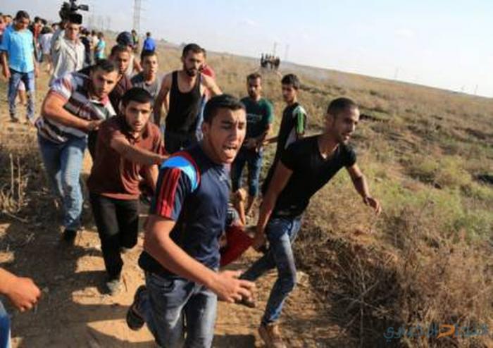 14 إصابة برصاص الاحتلال شرق قطاع غزة في جمعة المقاومة توحدنا وتنتصر