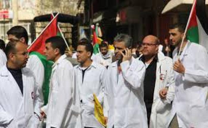 اضراب واستقالات للأطباء