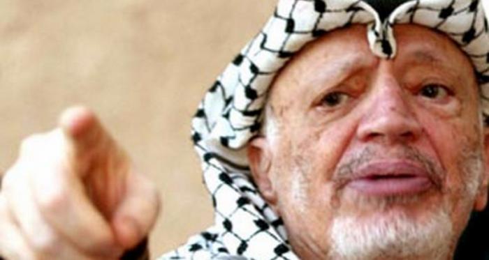 كيف نجا عرفات من الاغتيال؟ 