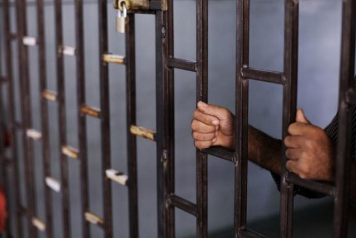 المفتي العام: لا مانع من جمع الأسرى للصلوات عند الحاجة الملحة