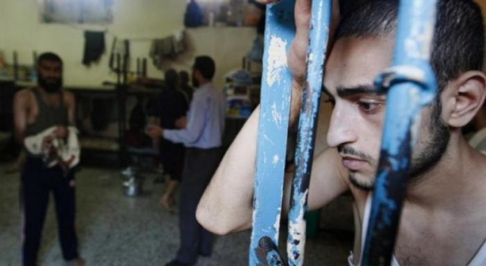  أسرى "عصيون" يصومون أياما متتابعة دون إفطار !