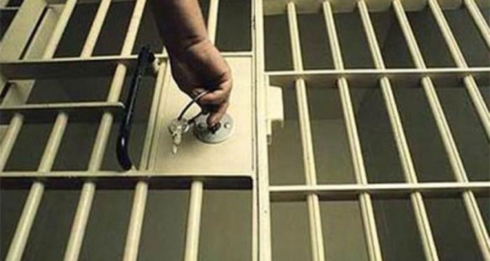 ستة أسرى يدخلون أعوامًا جديدة داخل سجون الاحتلال