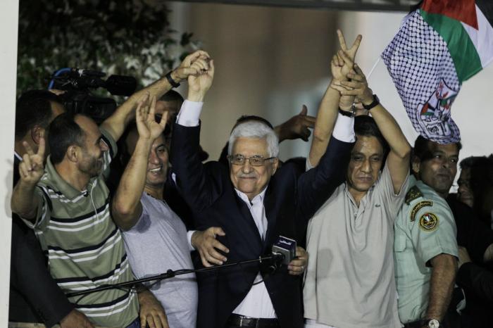 الرئيس يجمد الميزانية المخصصة لنادي الأسير الفلسطيني