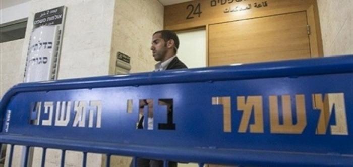 الاحتلال يقضي بالسجن 100 يوم على قاصر مقدسي والحبس المنزلي على آخر