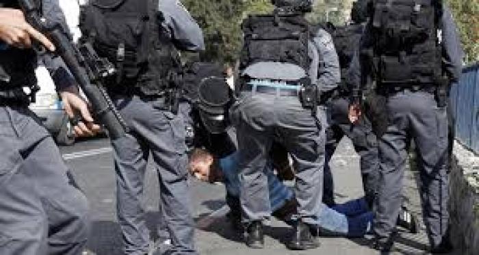قوات الاحتلال تعتقل ثلاثة مواطنين من القدس