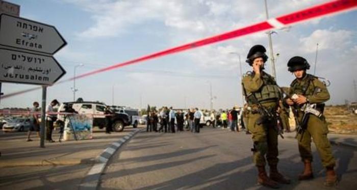 جيش الإحتلال يغلق حاجز جبع العسكري شمال شرق القدس