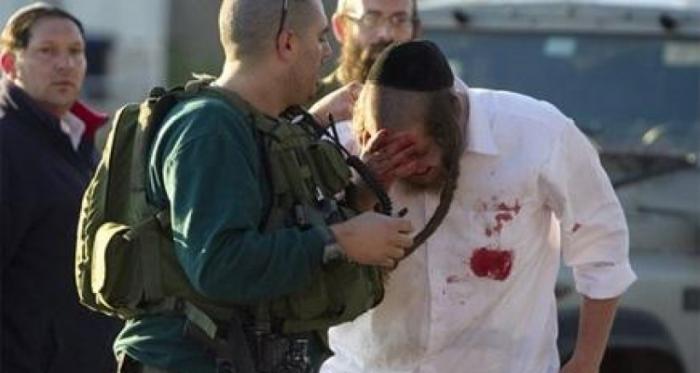 مستوطن يزعم: مجموعة من الفلسطينيين كادوا يقتلونني