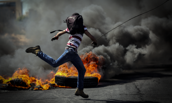 وزير صهيونى : الفلسطينيون يرفضون بيع تطلعاتهم بأموال أمريكا