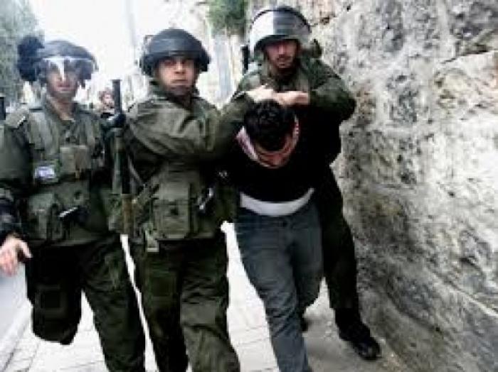 قوات الإحتلال تعتقل شاباً من القدس 