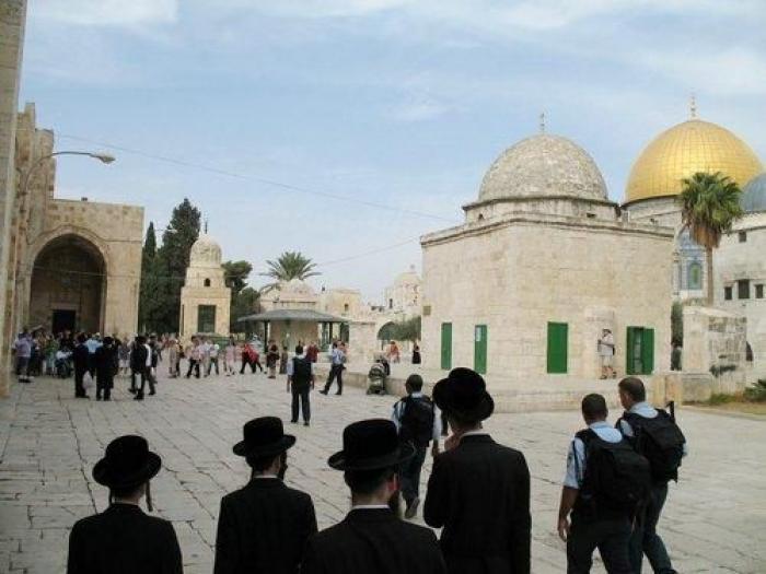 اقتحام المتطرفين للمسجد الأقصى