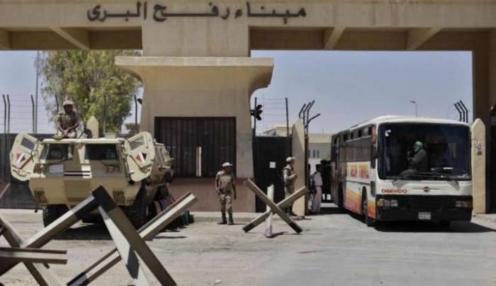 مصر تفتح معبر رفح في كلا الاتجاهين 