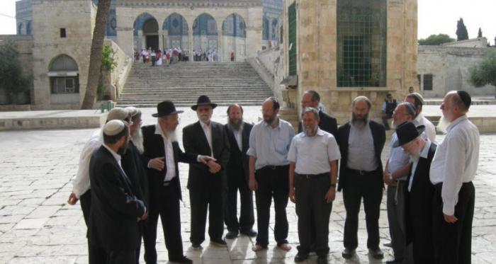 يوم الأرض: نصف المستوطنين يسكنون في القدس المحتلة