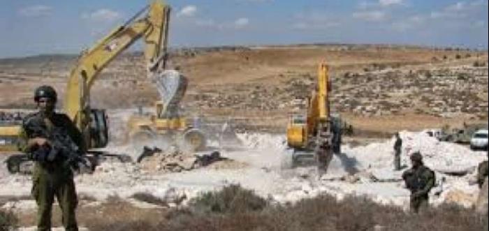الاحتلال يقتحم تجمع أبو النوار شرق القدس ويصور مدرسة