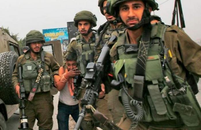 الاحتلال يفرض غرامات تتجاوز 85 ألف شيقل بحق أسرى أطفال في "عوفر" خلال تموز