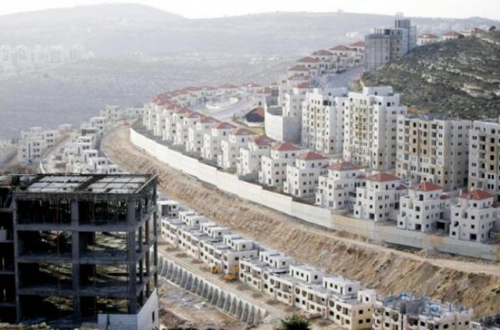 السلطات الصهيونية تشرع ببناء بؤرة استيطانية جديدة جنوب نابلس