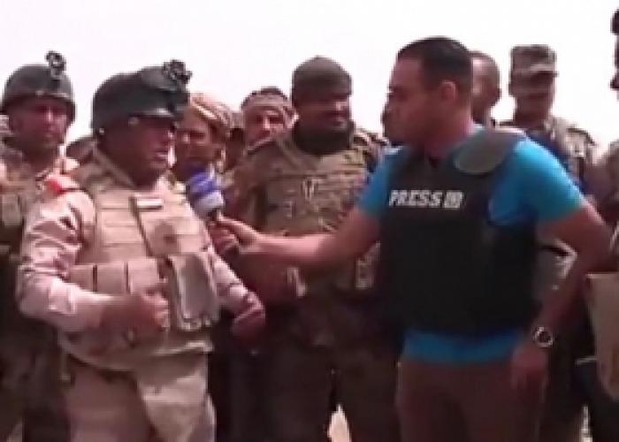 فيديو: لحظة مقتل وإصابة عناصر بالجيش العراقي مباشرة خلال لقاء تليفزيوني