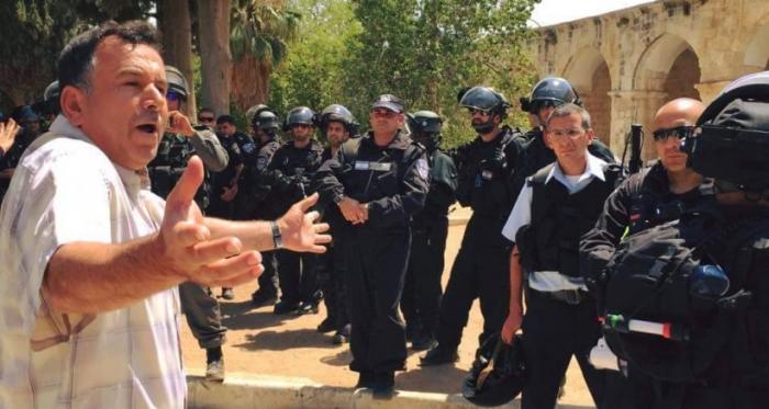 عشرات المستوطنين يقتحمون المسجد الأقصى من باب المغاربة