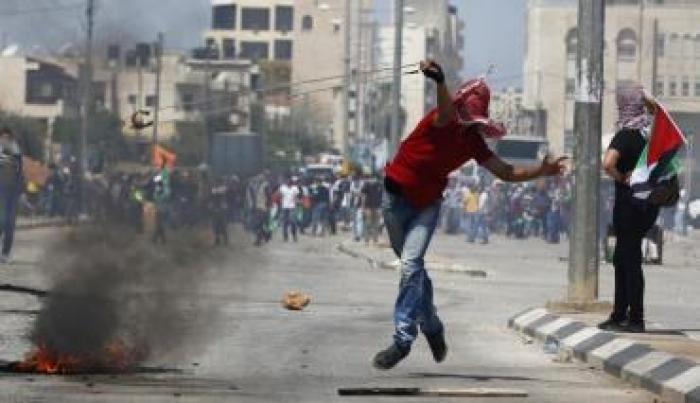 واللا العبري: موجة العمليات زادت الشرخ بين الفلسطينيين والإسرائيليين
