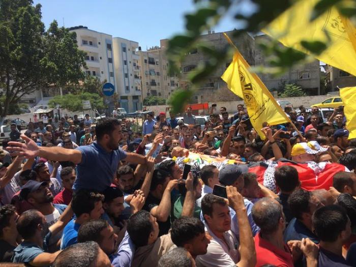 غزة تودع الشهيدين "الربعي والأشقر" وسط غضب شعبي