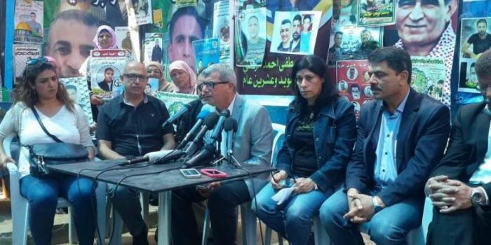 50 قيادياً في السجون ينضمون غداً لمعركة الإضراب عن الطعام