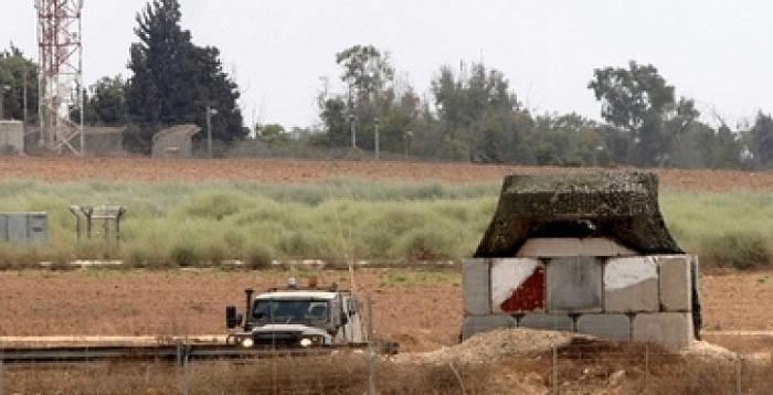 الاحتلال يطلق النار تجاه المزارعين ورعاة الأغنام وسط القطاع