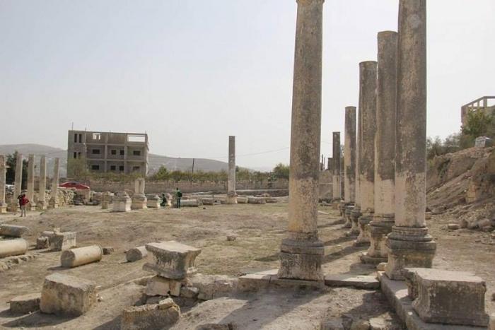 الاحتلال يمنع تنفيذ أعمال ترميم بالموقع الأثري في سبسطية