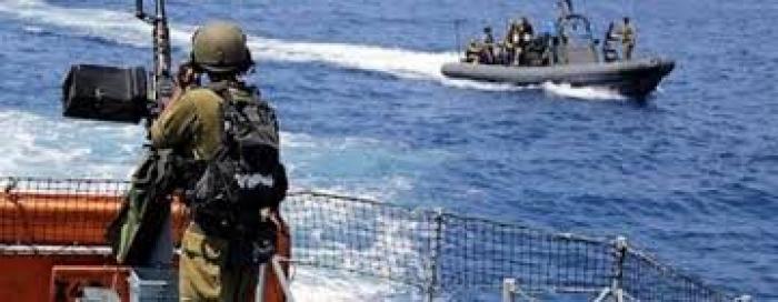 الاحتلال يفتح النار على الصيادين قبالة سواحل غزة