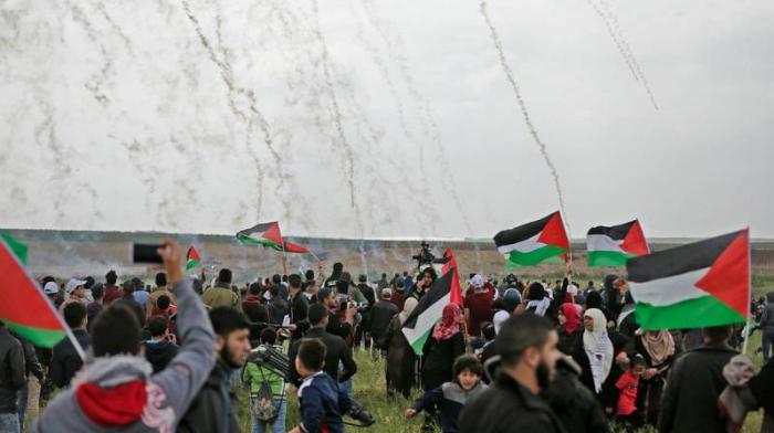142 شهيداً بينهم 18 طفل منذ بداية مسيرات العودة 
