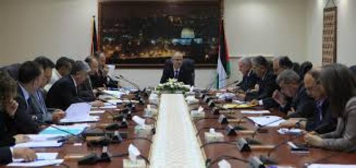 تابع جلسة الحكومة الفلسطينية وقراراتها لهذا الإسبوع 