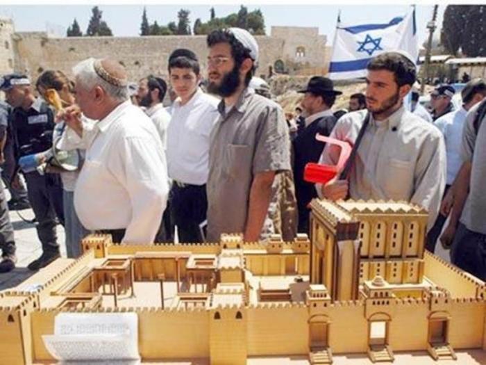 مطالبات فلسطينية بالنفير العام لحماية الأقصى بعد دعوات صهيونية لإقتحامه