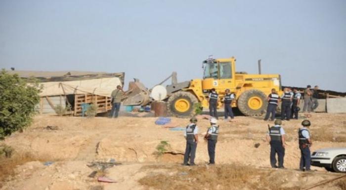 الاحتلال يهدم قرية العراقيب للمرة 146 على التوالي