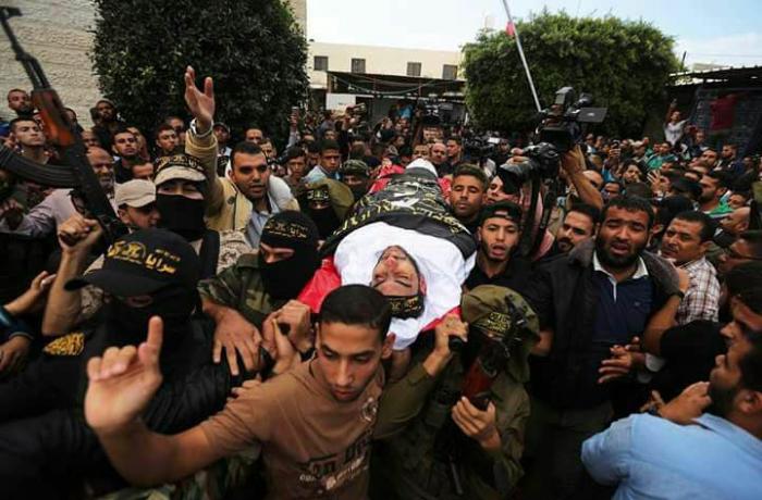 بالصور: غــزة تشيع جثامين شهدائها الأبطال
