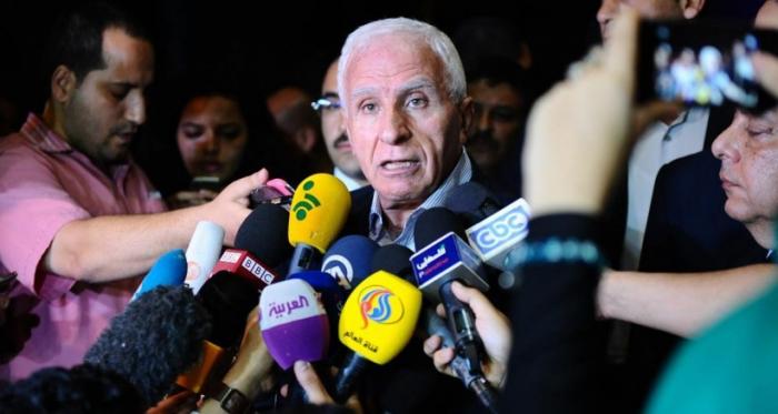وفد حركة فتح يصل الى القاهرة للقاء مسؤولين مصريين و بحث ملف المصالحة