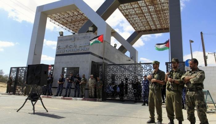 عودة 475 من حجاج المكرمة وفتح معبر رفح من الاثنين القادم حتى الخميس 