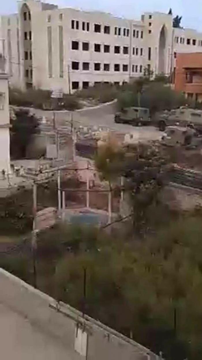 سلطات الإحتلال تقتحم طولكرم بحثًا عن منفذ عملية بركان
