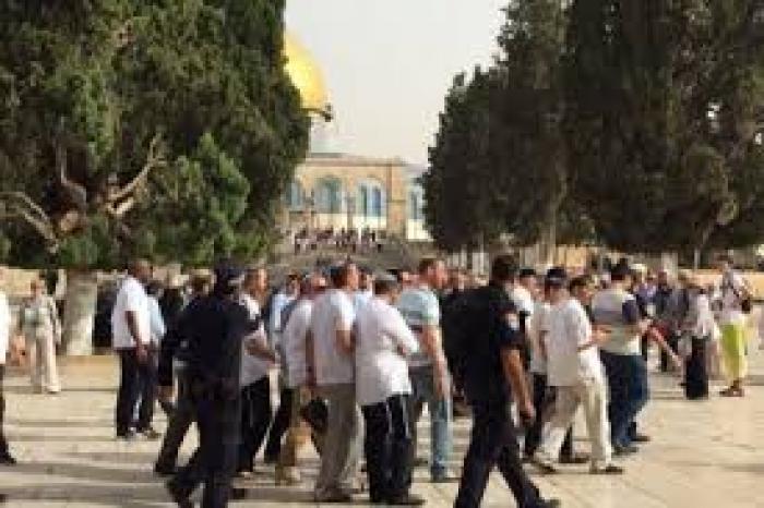 قوات الإحتلال الصهيوني تسرق وثائق مهمة للمسجد الأقصى