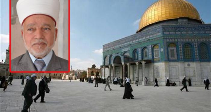 مفتي القدس يدين تطاول شرطي إسرائيلي على الرسول