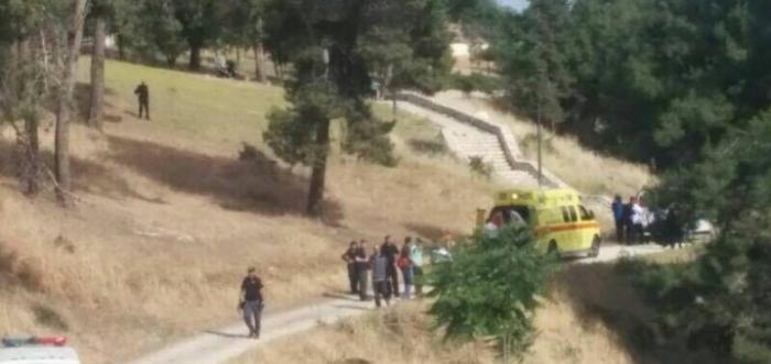 إحداهما خطيرة .. طعن صهيونييتين في جبل المكبر