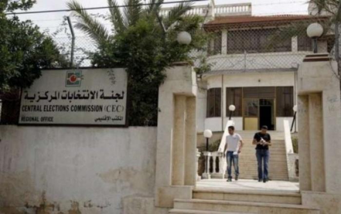 لجنة الانتخابات: لم نغلق مكاتبنا في غزة ويجب تحديد موعد جديد للانتخابات المحلية  